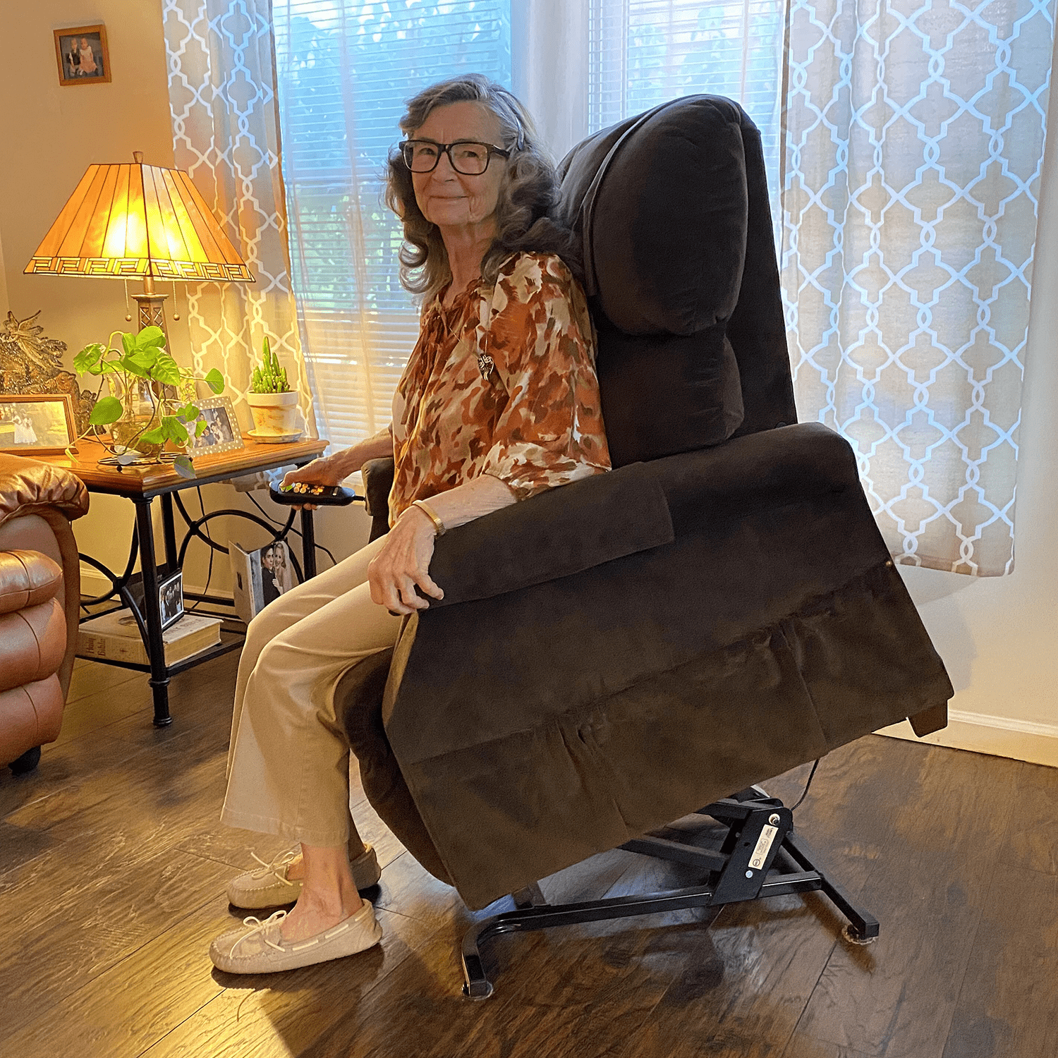 How A Golden Lift Chair Can Help Alleviate Arthritis Pain Golden